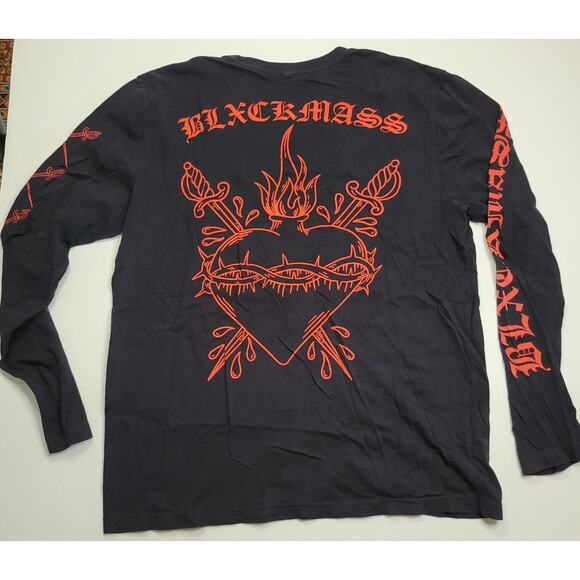 BlxckMass Long Sleeve Black T-Shirt Heart Swords Full Sleeve Graphics Size XL - Picture 3 of 6